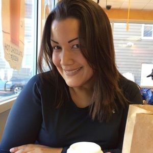 Meet your Posher, Airlene